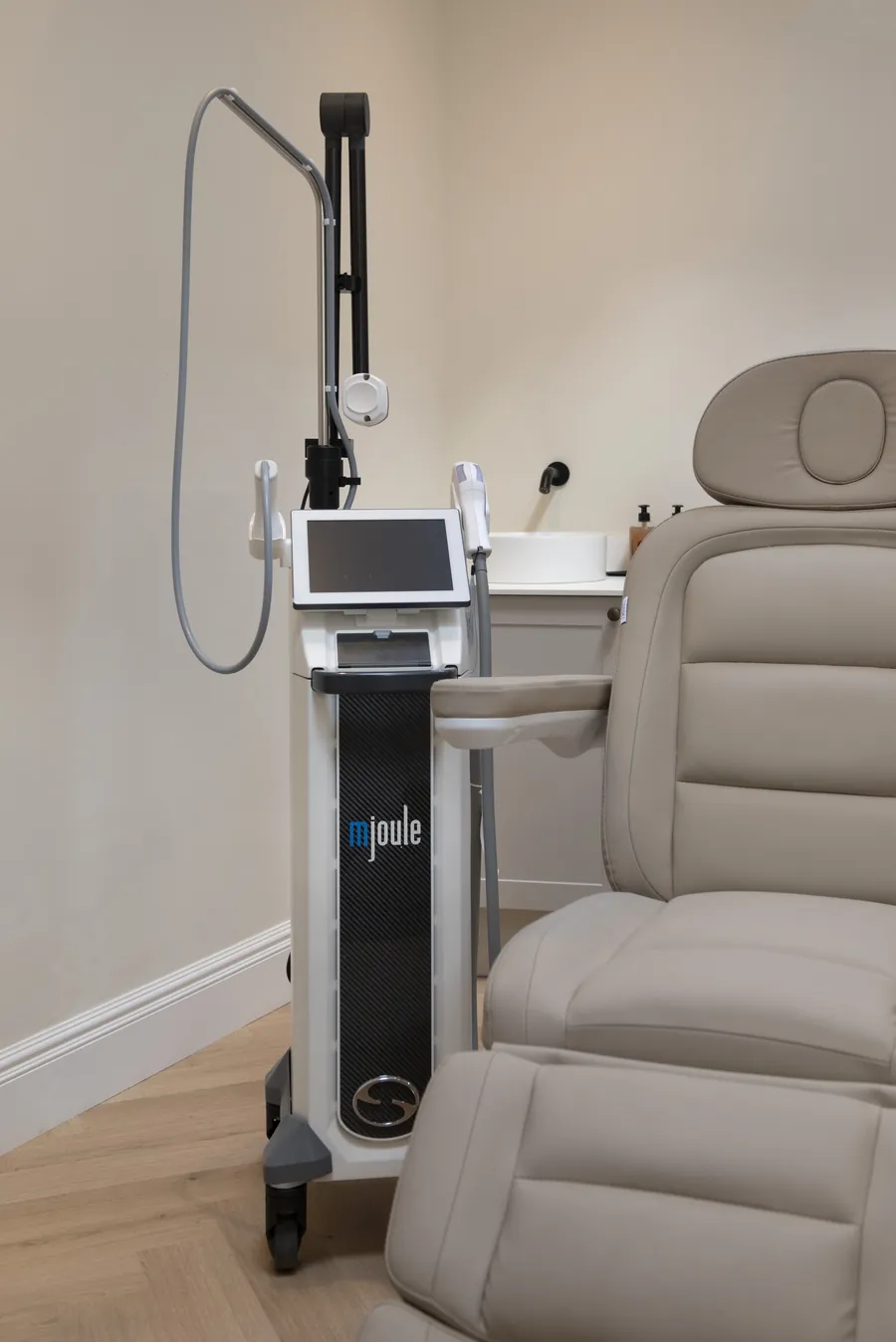 A treatment chair and laser platform at The Heath Clinic