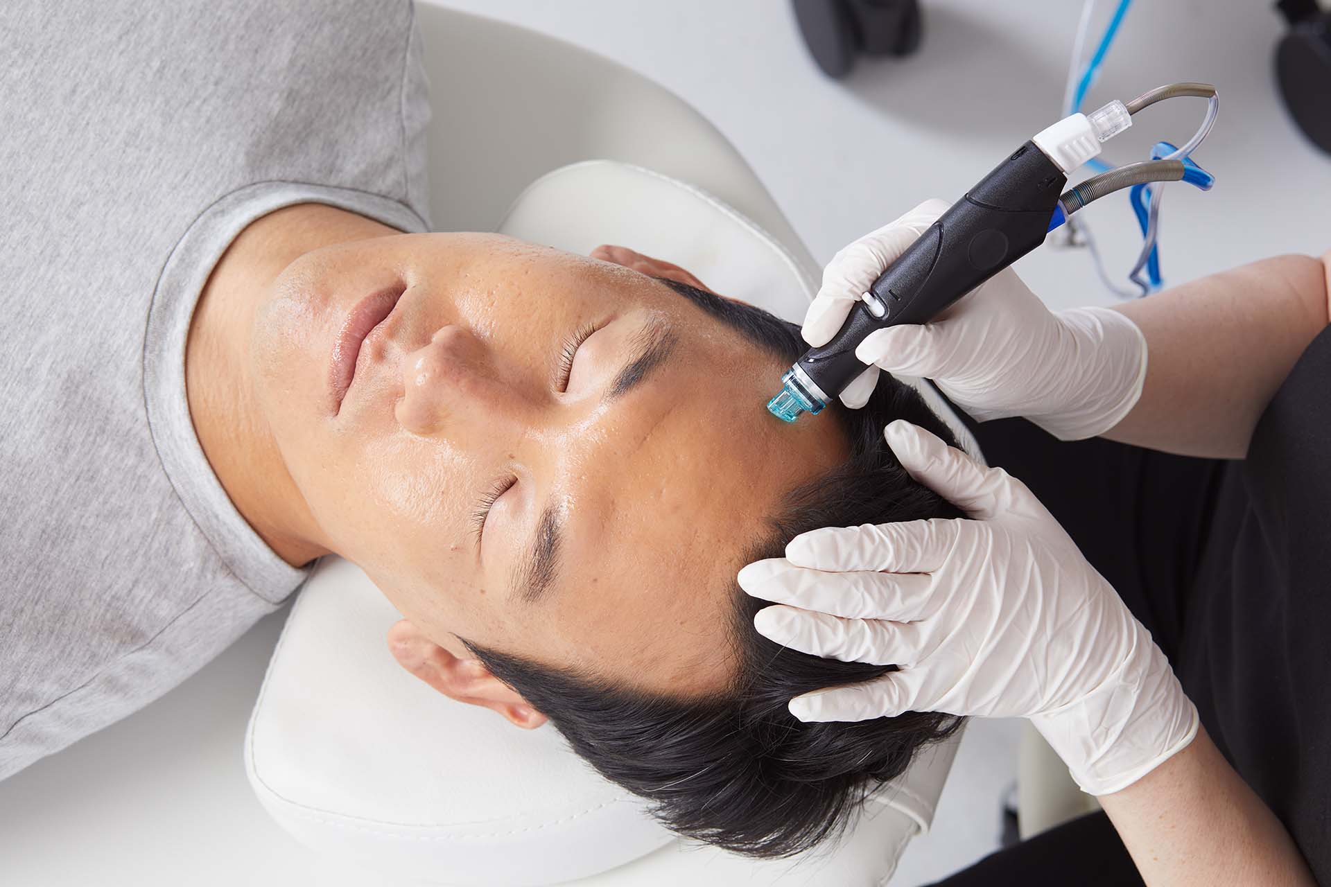 Hydrafacial Treatment consultation at The Heath Clinic
